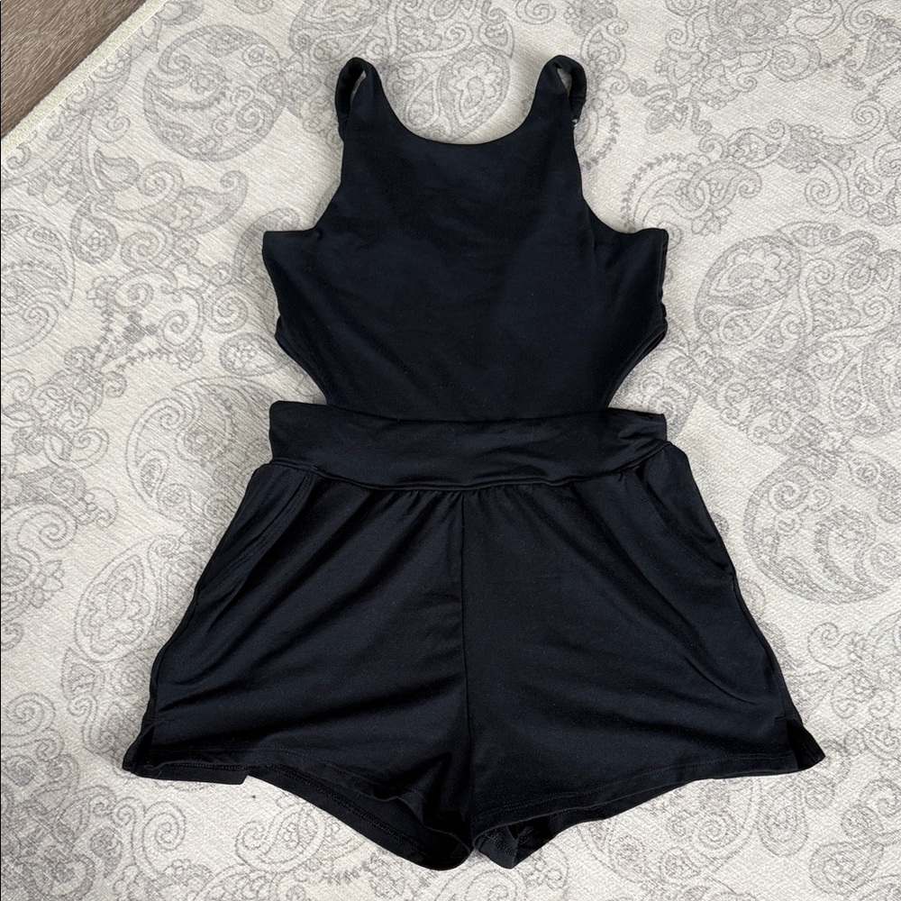 Abercrombie kids Kids Black One-Piece Romper